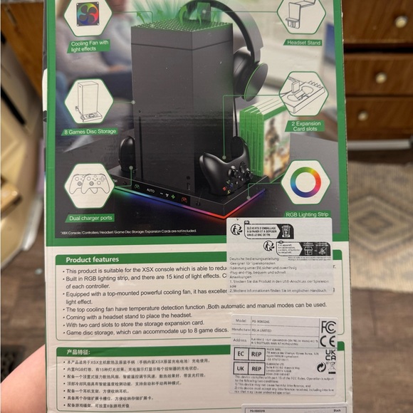 Ipega Vertical Stand with RGB Lighting for Xbox Series X - Picture 2 of 2